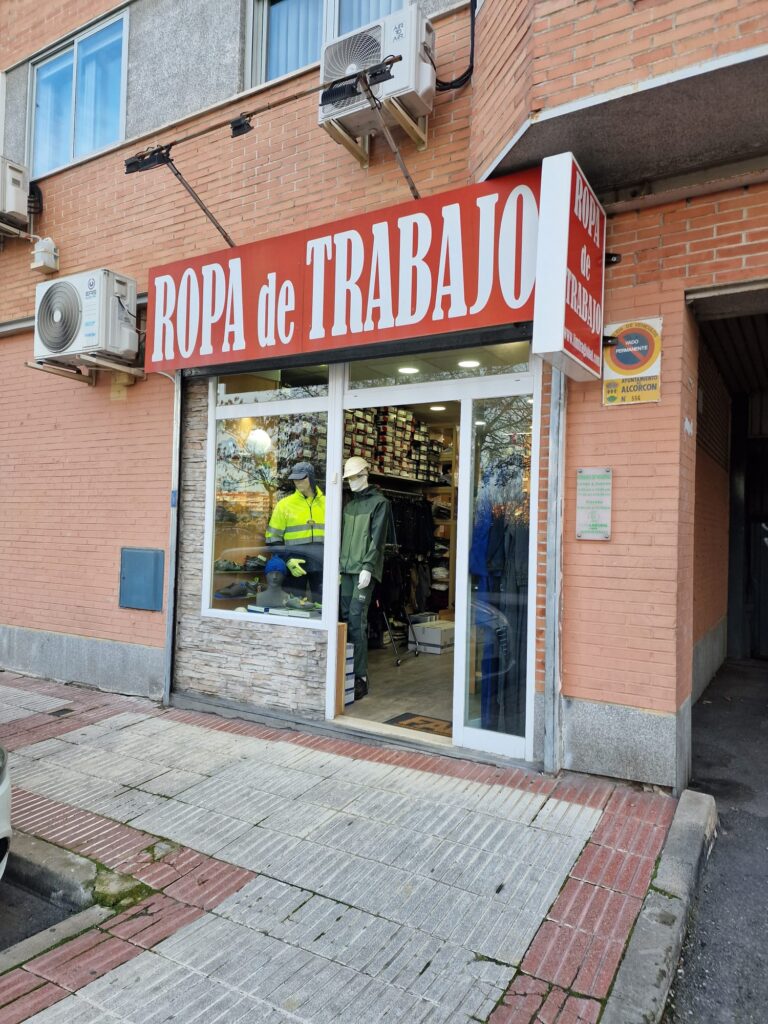 Fachada y entrada Limtra Global